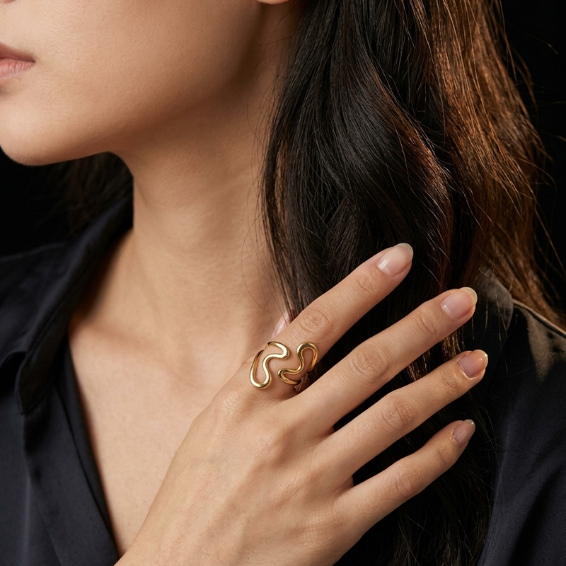 Sculptural Wave Open Wrap Ring